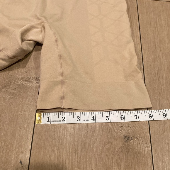 Jockey Girdle Size 3XL - Picture 7 of 9